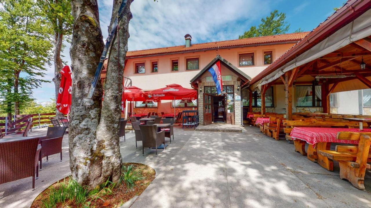 Planinarski Centar Petehovac Delnice Exterior photo